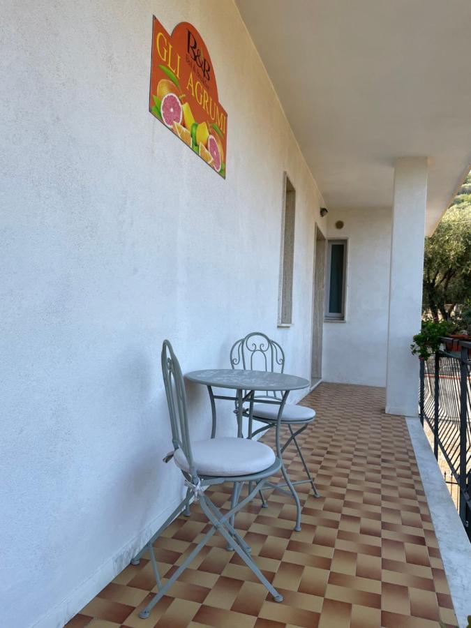 Bed and Breakfast Gli Agrumi Giustenice Exterior foto